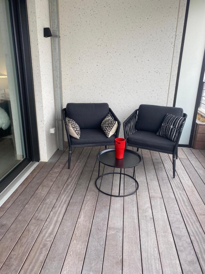 Lichtrijk 2-Slaapkamerappartement Met Zeezicht En Gratis Parking Ostend Luaran gambar
