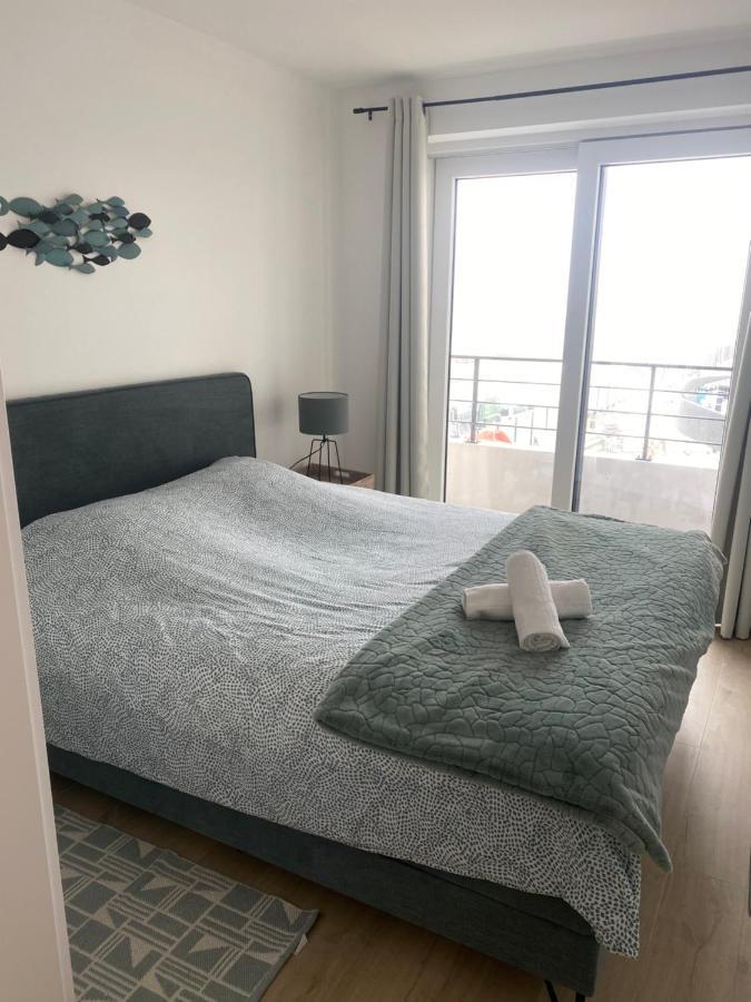 Lichtrijk 2-Slaapkamerappartement Met Zeezicht En Gratis Parking Ostend Luaran gambar