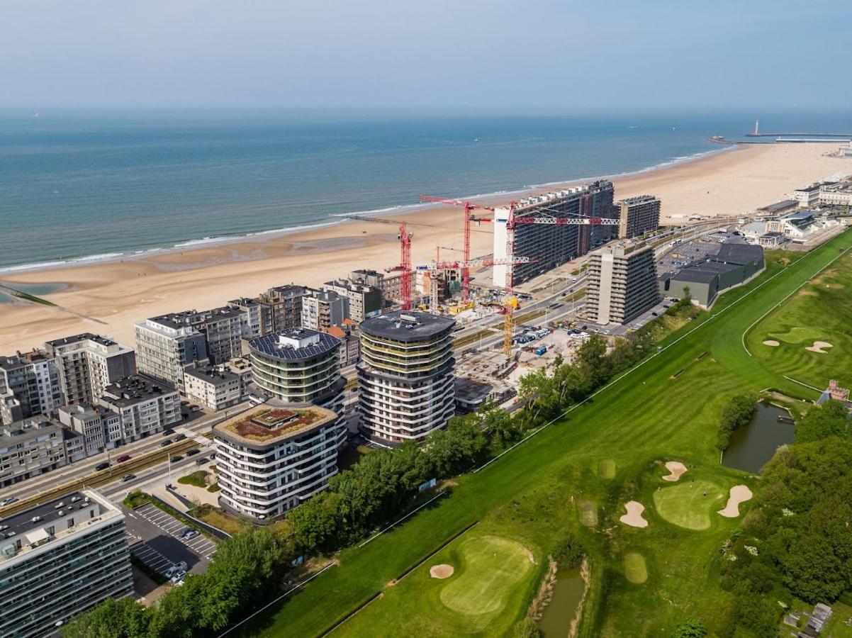 Lichtrijk 2-Slaapkamerappartement Met Zeezicht En Gratis Parking Ostend Luaran gambar